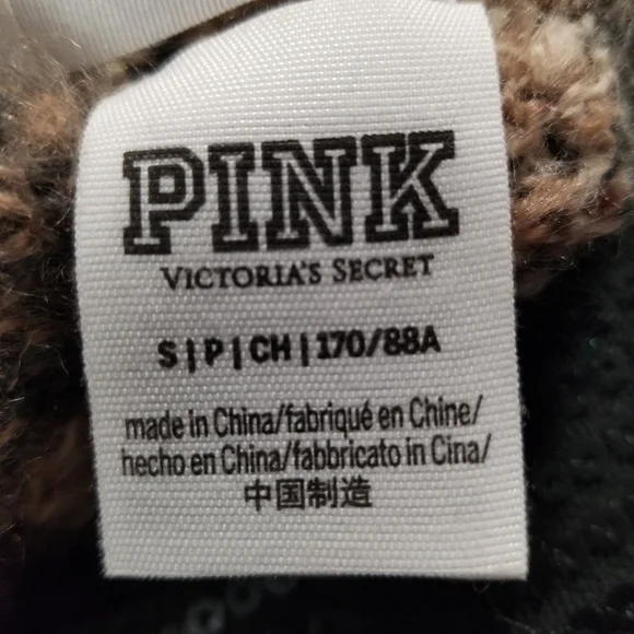 SOLD! Victoria’s Secret Pink Fuzzy Leopard Print Sweater - Picture 6 of 11